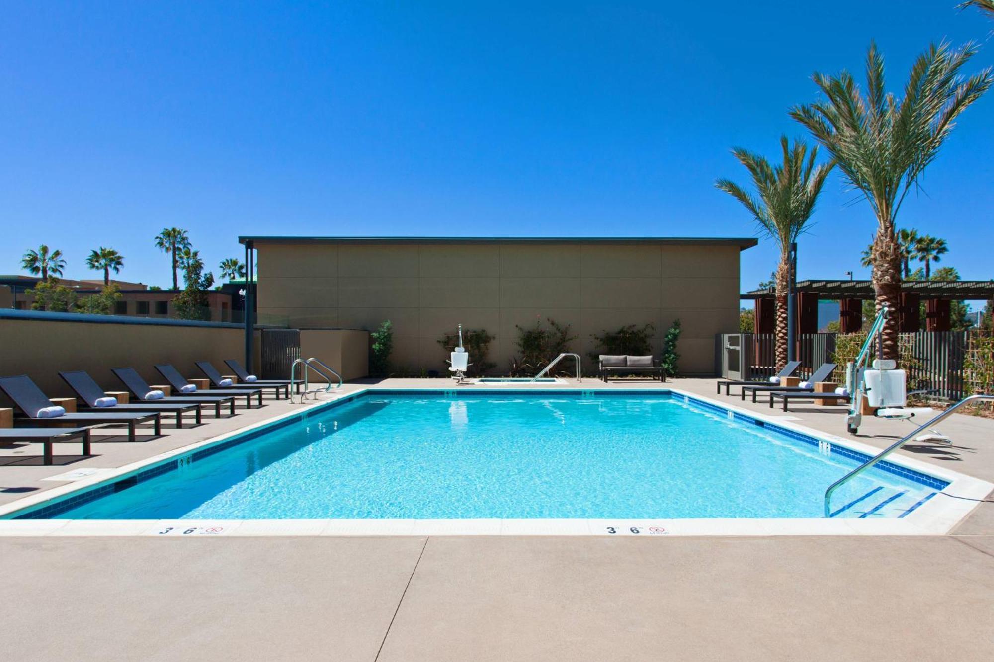 Courtyard By Marriott San Diego El Cajon Exteriör bild